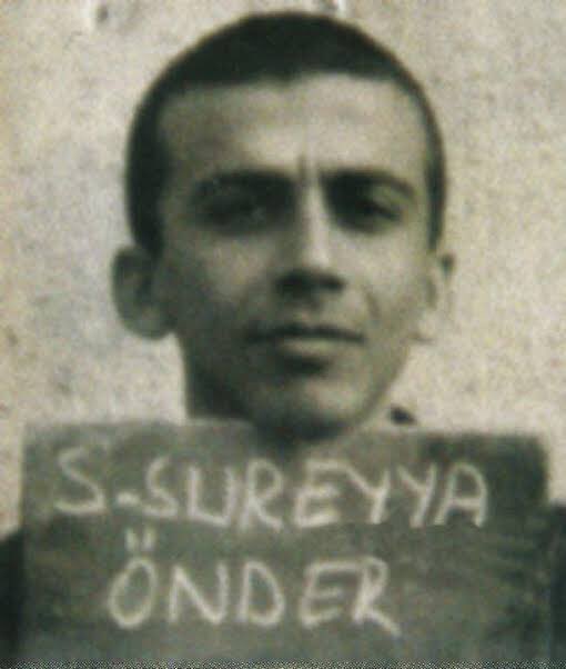 Çok sevdik be Abe
Yattığın yer incitmesin 🥀