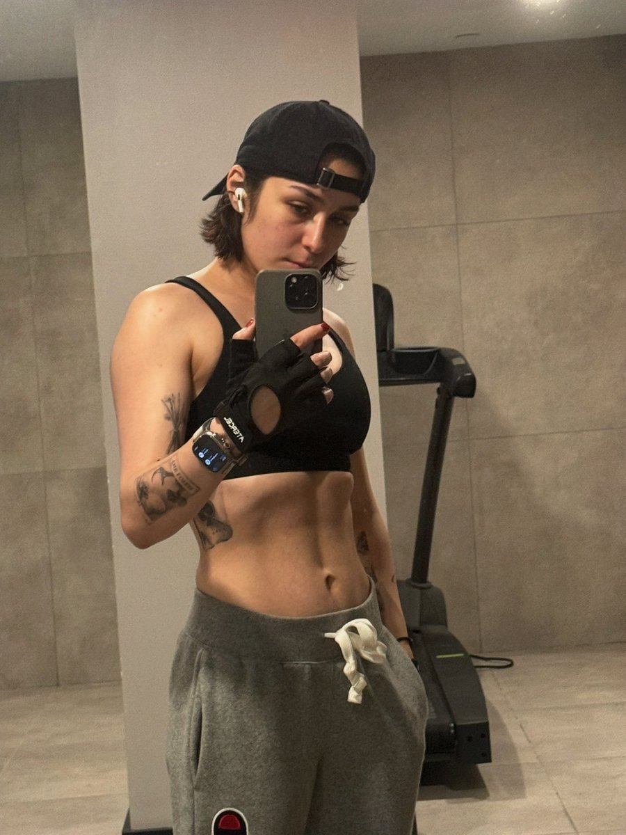 Captain Puffy tweet media