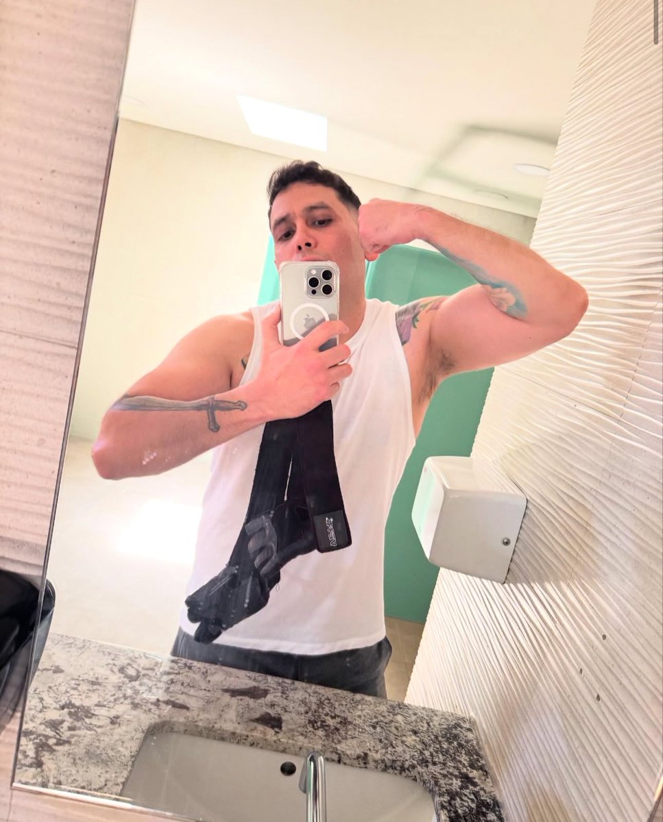 🅰️️vco tweet media