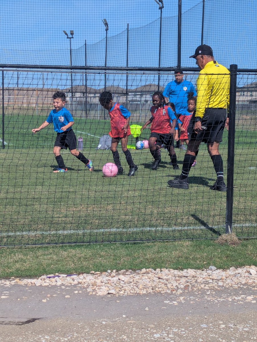 Spent the morning with a Leading Leopard! Rockstar at school and on the soccer field! <a href="/OLE_Leopards/">Leonard Elementary</a>