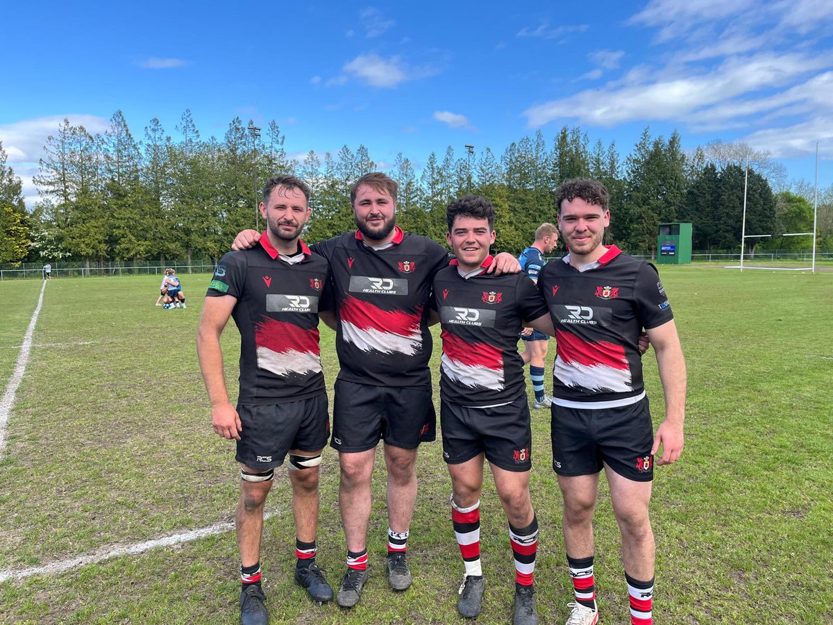 💪🏻Brothers in Arms💪🏻

Not the result we wanted today, but great for two sets of brothers sharing the field together! Ryan &amp; Dan Morgans and Wil &amp; Osian Thomas. Da iawn bois 👏🏻

🔴⚫️⚪️