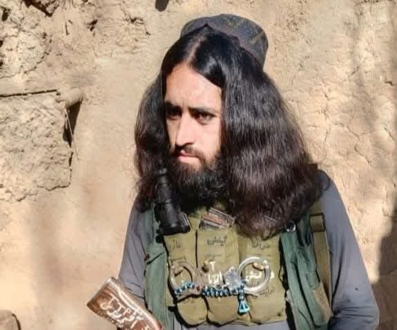 ضلع خیبر: وادی تیراہ میں سکیورٹی فورسز اور دہشت گردوں کے مابین جھڑپ میں کالعدم جماعت الاحرار کے کمانڈر ضرار ہلاک جبکہ 2 دہشتگردوں شدید زخمی ہوگئے۔ سیکورٹی ذرائع