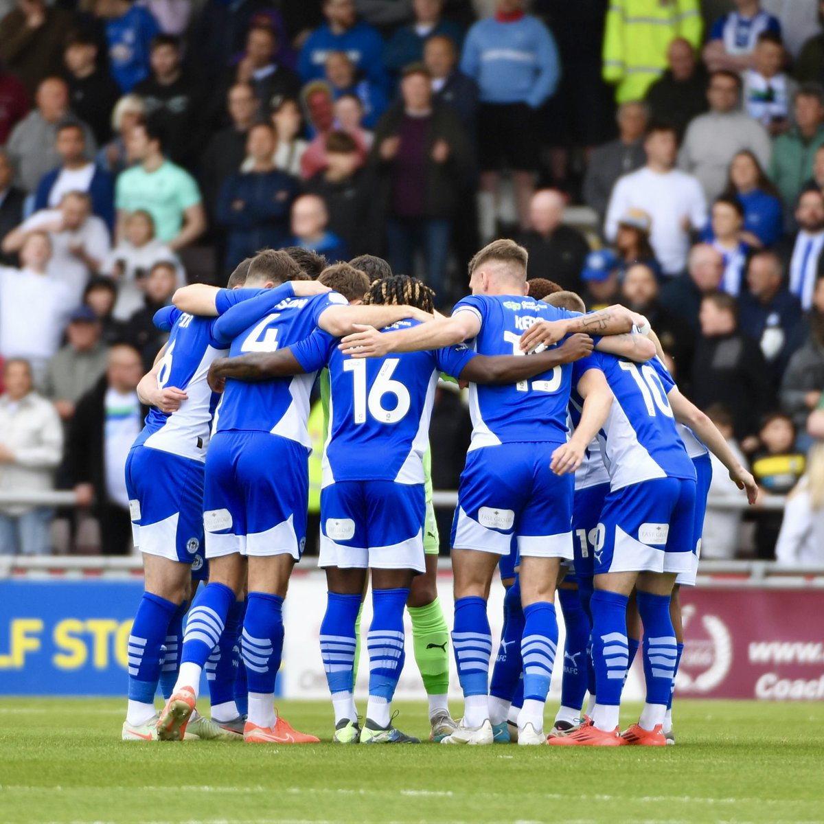 LaticsOfficial's tweet photo. 2024/25: over and out ✅

𝗧𝗢𝗚𝗘𝗧𝗛𝗘𝗥, we march on &amp; the new era continues! 💙

#wafc 🔵⚪️