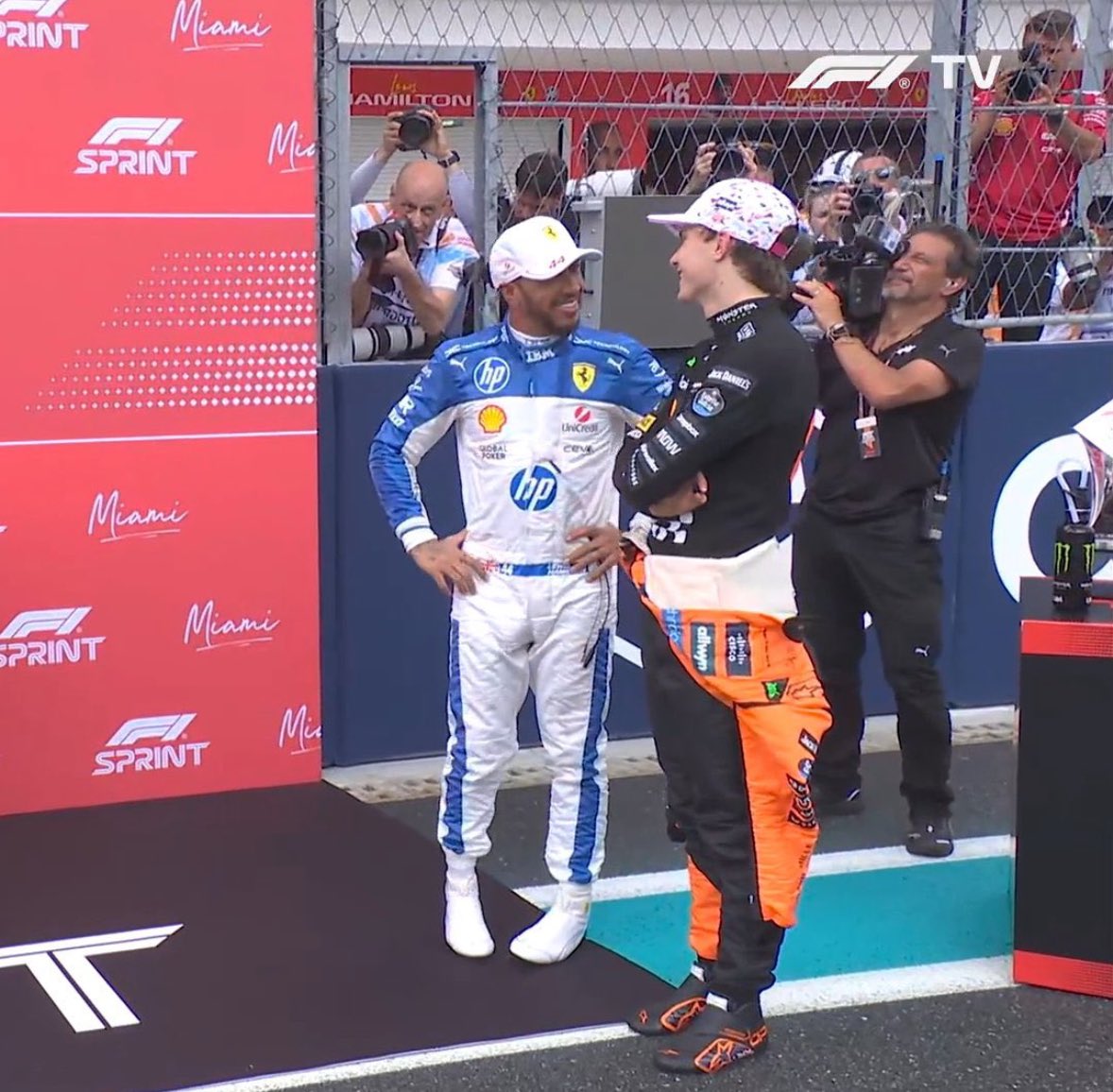 hamburgerh0tdog's tweet photo. The only two drivers I support😌 #F1 https://t.co/RABwZhoskw