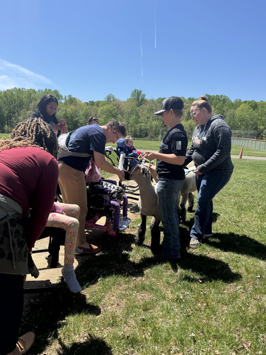 πΈπ¦ππ¦π£π ππππππ ππππ π π (@amswildcats) on Twitter photo We love when our students become the teacher! Thank you to Jameson for bringing his lambs to AMS & spending the day sharing his experience & knowledge of showing lambs. It was a huge hit! <a href="/mattyonkey/">Matt Yonkey</a> <a href="/kholcomb13/">Kimberly Holcomb</a> <a href="/FCPS1News/">Fauquier Schools VA - NEWS</a>
#YouAreAmazing #ThisIsFCPS1 We love when our students become the teacher! Thank you to Jameson for bringing his lambs to AMS & spending the day sharing his experience & knowledge of showing lambs. It was a huge hit! <a href="/mattyonkey/">Matt Yonkey</a> <a href="/kholcomb13/">Kimberly Holcomb</a> <a href="/FCPS1News/">Fauquier Schools VA - NEWS</a>
#YouAreAmazing #ThisIsFCPS1
