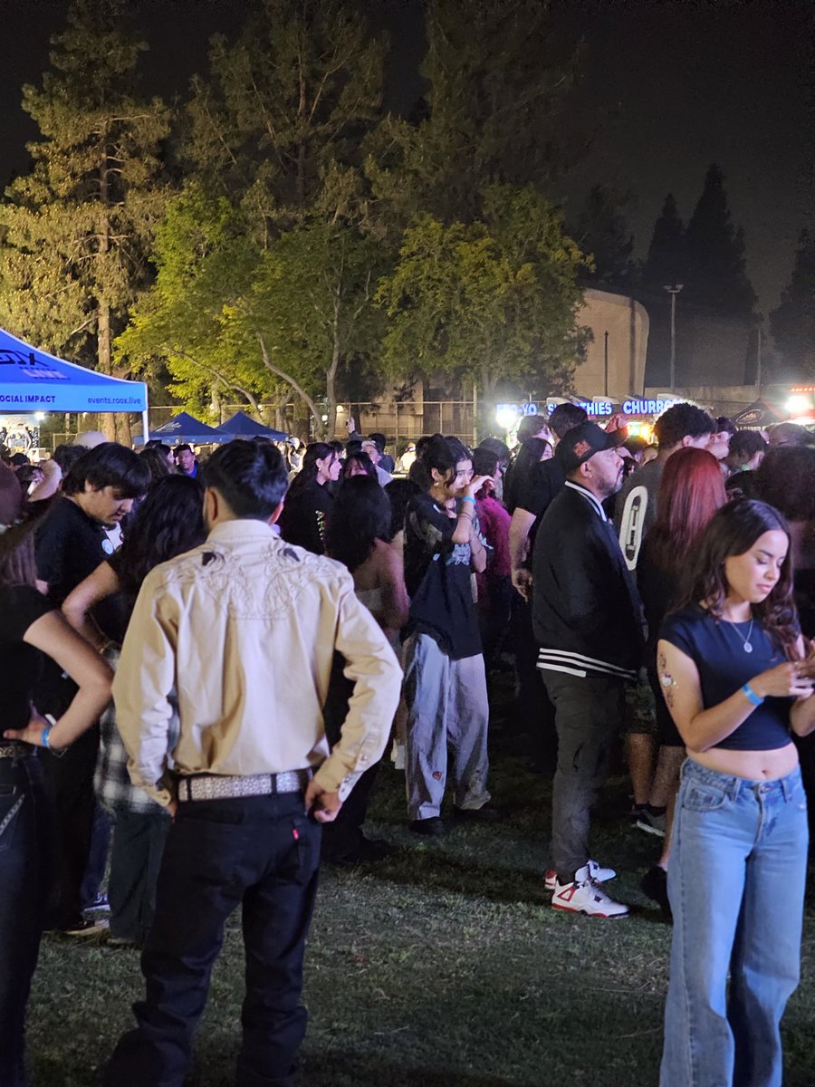guttierez_john's tweet image. #CoyoteFest2025: Coyote Fest was a huge success last night. Thank you to our students for bringing the energy &amp;amp; a lot of our officers for keeping watch over this pre-commencement event  #RelationalPolicing #ItsWhatWeDo