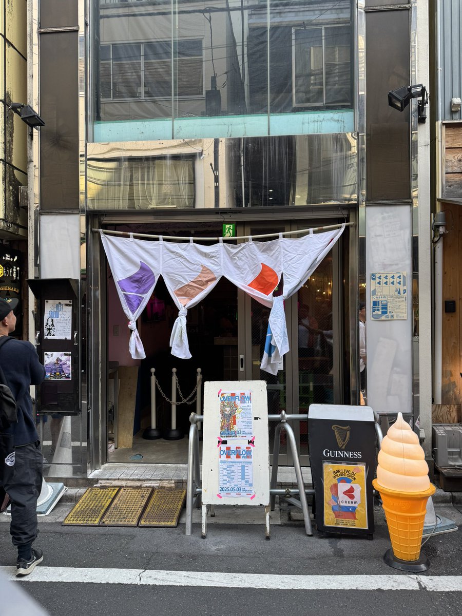 ZAREX0109's tweet image. 改めて、#OVERFLOW vol.11,お疲れ様でした!
スタートからSP guest の志人さんまであっという間のイベントでした。
蓋を開けてみれば、あの人も来てた!もありご挨拶できたり出来なかったりで喜びもあり後悔もありでした。
お話させて頂いた方々、ありがとうございました!