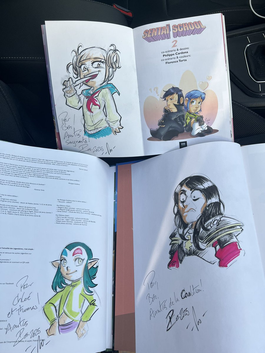 Après le grand <a href="/JulienZell/">Zell</a> hier, ce sont les incroyables Philippe Cardona et Florence Torta que j’ai eu le plaisir de voir aujourd’hui au #MangaAixpo ! Je suis redevenu un fanboy le temps d’un après-midi, rentrant chez moi avec un joli butin en dédicaces 😙!