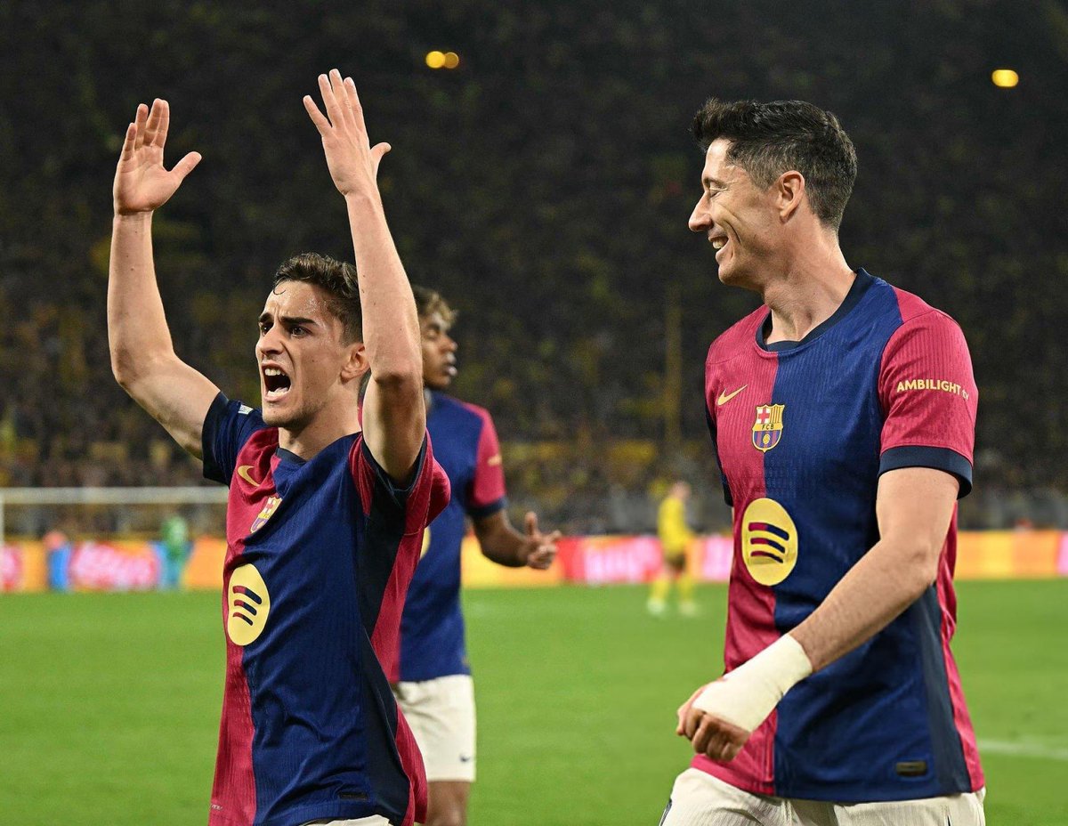 Barça News (@barcanewsfra) on Twitter photo 🚨 | Robert Lewandowski a un bon feeling et l'idée est qu'il soit sur le banc pour le match contre l'Inter Milan afin d'entrer en jeu en seconde période.
(<a href="/AdriaAlbets/">Adrià Albets</a>) 🎖️ 🚨 | Robert Lewandowski a un bon feeling et l'idée est qu'il soit sur le banc pour le match contre l'Inter Milan afin d'entrer en jeu en seconde période.
(<a href="/AdriaAlbets/">Adrià Albets</a>) 🎖️