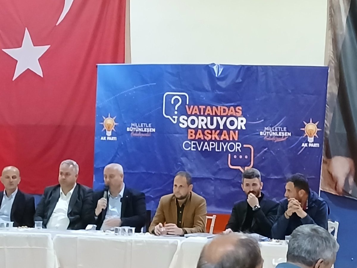 SİNAN ARABACI 🇹🇷 (@snnarabaci) on Twitter photo Belediyecilik son zamanlarda çok örselenmiş dejenere olmuş olsada Hala vatandaşının sorunlarını dinleyen başkan ve ekibi var. #ÇİLİMLİ
<a href="/cilimlibelediye/">Çilimli Belediyesi</a>
<a href="/ak_cilimli/">Ak Parti Çilimli İlçe Başkanlığı</a>
<a href="/csbgovtr/">T.C. Çevre, Şehircilik ve İklim Dğş. Bakanlığı</a> <a href="/mkulunk/">Metin KÜLÜNK</a> <a href="/Akparti/">AK Parti</a> Belediyecilik son zamanlarda çok örselenmiş dejenere olmuş olsada Hala vatandaşının sorunlarını dinleyen başkan ve ekibi var. #ÇİLİMLİ
<a href="/cilimlibelediye/">Çilimli Belediyesi</a>
<a href="/ak_cilimli/">Ak Parti Çilimli İlçe Başkanlığı</a>
<a href="/csbgovtr/">T.C. Çevre, Şehircilik ve İklim Dğş. Bakanlığı</a> <a href="/mkulunk/">Metin KÜLÜNK</a> <a href="/Akparti/">AK Parti</a>