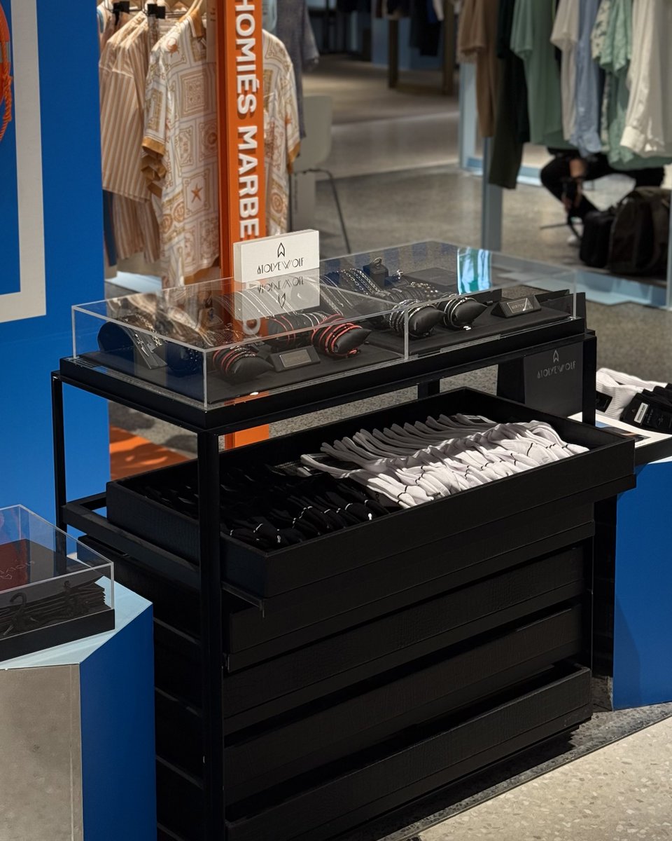 Galeries Lafayette - Men Summer Party was held in Doha, Qatar. 
Atolyewolf’s new summer collection was introduced in the store prepared in a summer concept for the event!