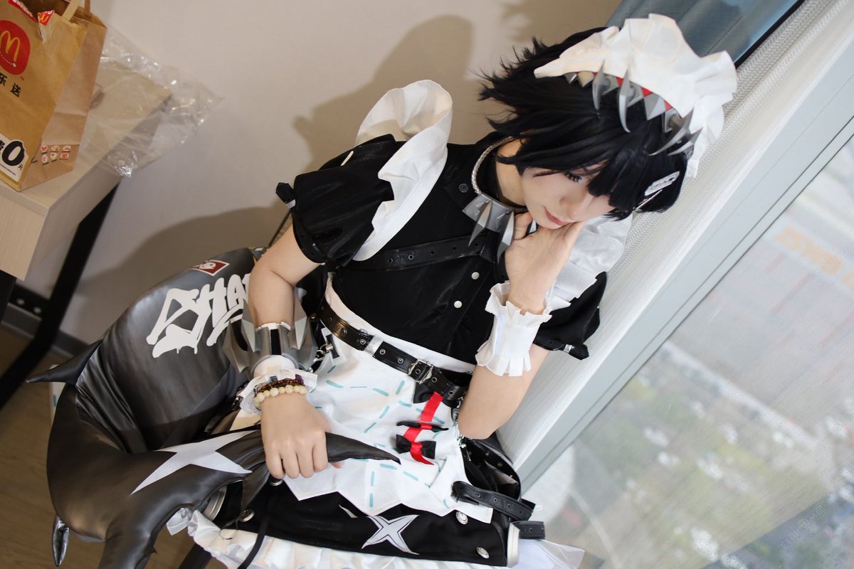 给摄影师加鸡腿<a href="/wmaly13/">鹀雀</a>