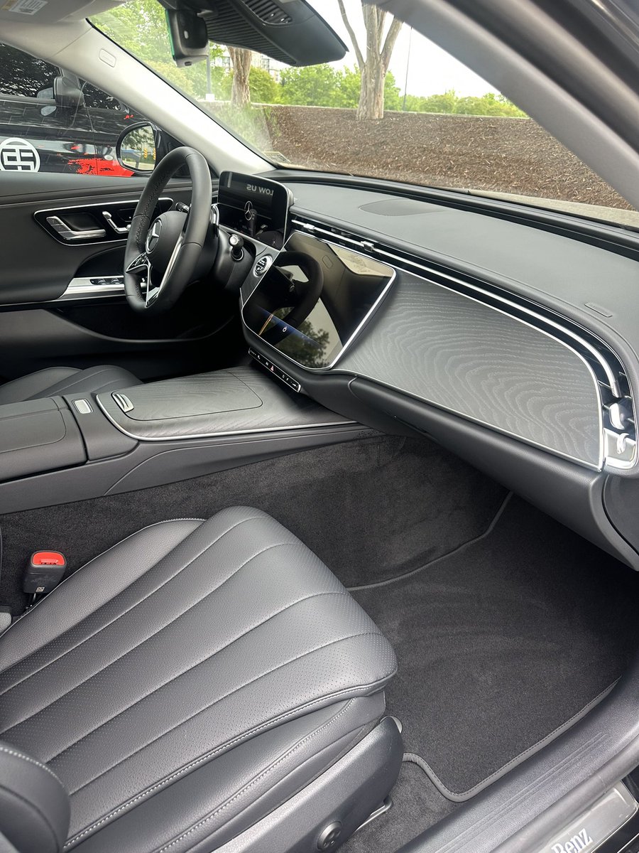 AutoTerrence's tweet image. #FullDetail On The E’ 😃 Schedule Your Appointment 📅 With Us Today To Have The Cleanest Vehicle On The Streets. Sophisticated At Rest 🫧 #MercedesBenz #E450 #AMGPackage