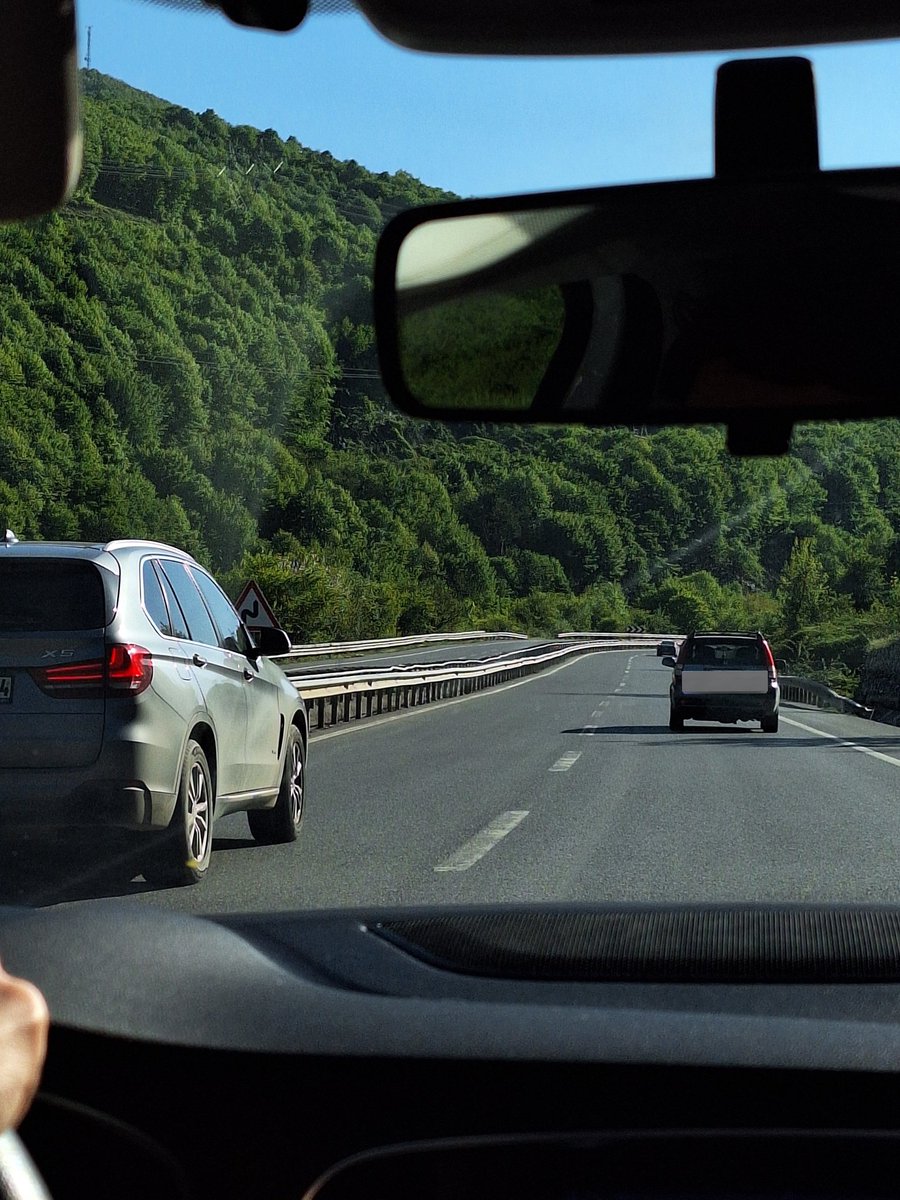 seysdigitldiary's tweet image. yollar ve yeşil