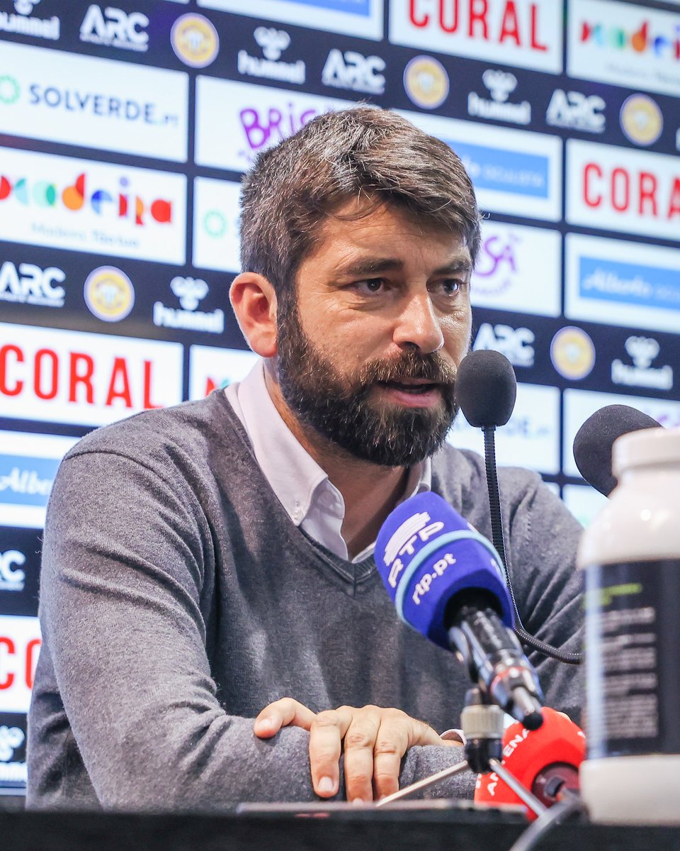 VitoriaSC1922's tweet photo. 💬 Luís Freire: "É mais um passo importante para o nosso objetivo final"
#EspíritoDeVitória • #LigaPortugal • #CDNVSC https://t.co/meGYMDjZvv
