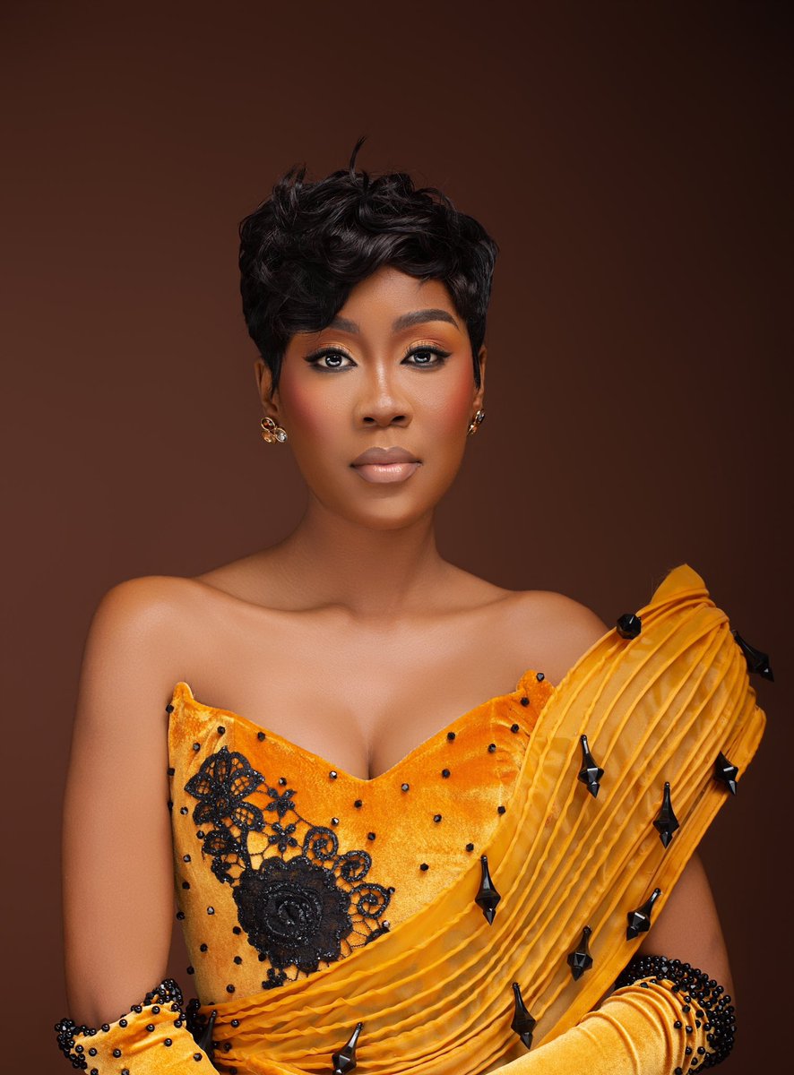 Actress Thato Immaculate attending the Metro FM Music Awards.

#MMA25