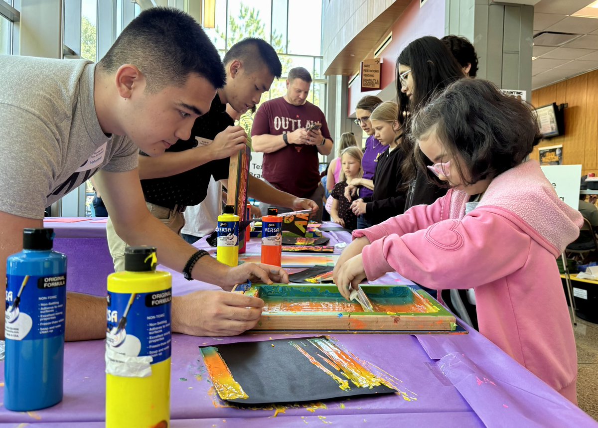 The 22nd Annual Fine Arts Festival is happening now at Lone Star College–Kingwood!

Humble ISD families and community members are enjoying a vibrant, free celebration of student creativity and talent from every campus across the district.

🎨 Explore stunning student art