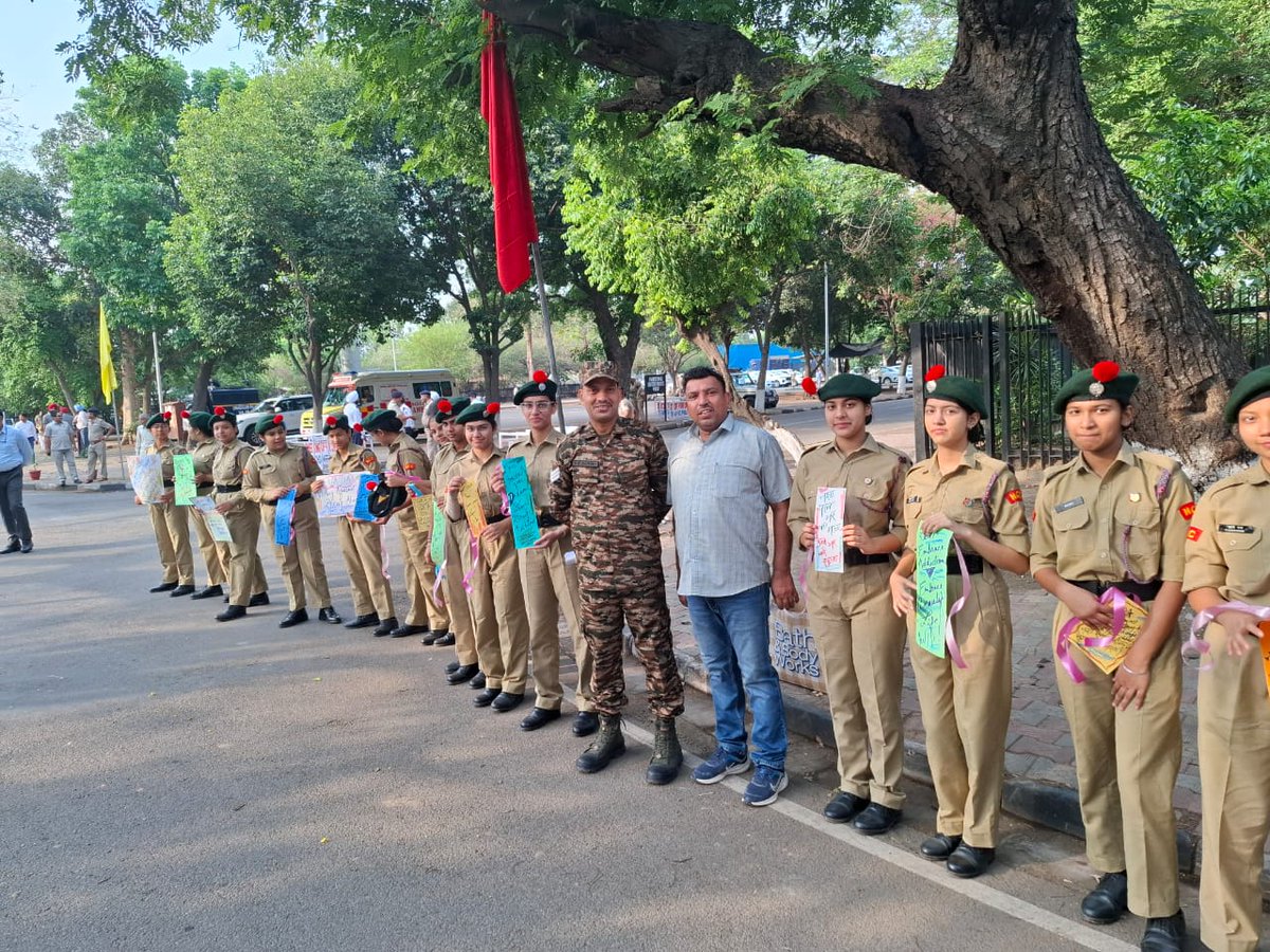 ghs30achd's tweet image. week long activities @ghs30achd VADA-Victory Against Drug Abuse started by installing #WISHTREE approached towards Walk for
 Drug Free Chandigarh 
#nashamuktbharat to eradicate the drug menace from the society 
@chandigarh_admn @EduMinOfIndia 
@mygovindia