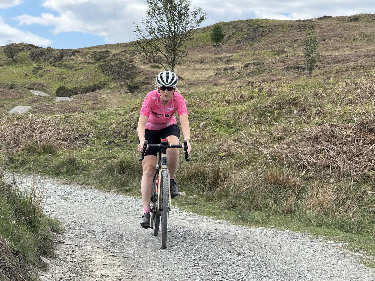Shaun_Pearson's tweet image. Great day on the Gravel Bikes with Louise Murray Lake Windermere, Coniston Water &amp;amp; Grizdale Loop… 
@merlincycles @HoppersRollers 
🚴‍♂️🚴‍♀️☀️👍