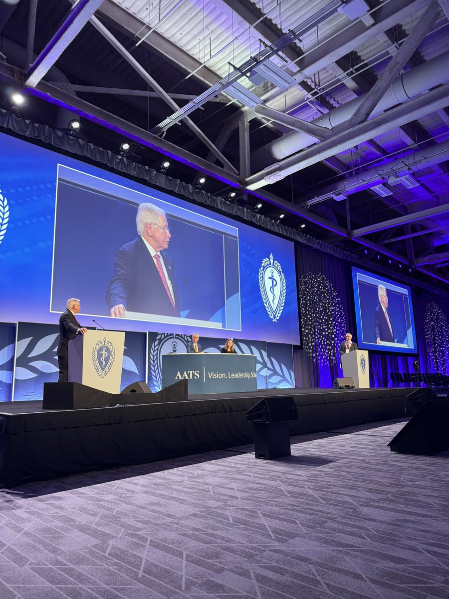 Discussant Dr Tirone David rendered speechless by the poor long-term results of VSARR in this patient population 🙀 #AATS2025