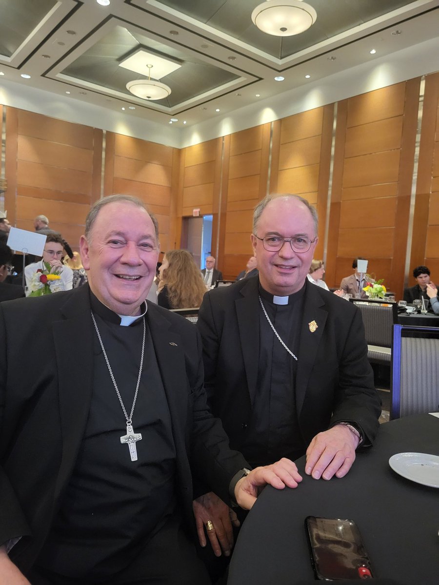 Happy to be at Ontario Catholic School Trustees annual convention: celebrating with Bishop Fred Colli (Bishop Emeritus of Thunder Bay) who won the OCSTA Special Award for outstanding contributions to Catholic Education.  Congratulations Bp Colli!