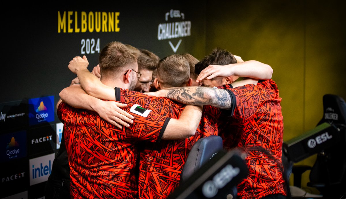 YESSSS!! WE ARE BACK 🔥

We're one Bo3 away from qualifying for the group stage

See you tomorrow at 15:00 CET 👋

#BeRebels ♦️ #VamosKurwa