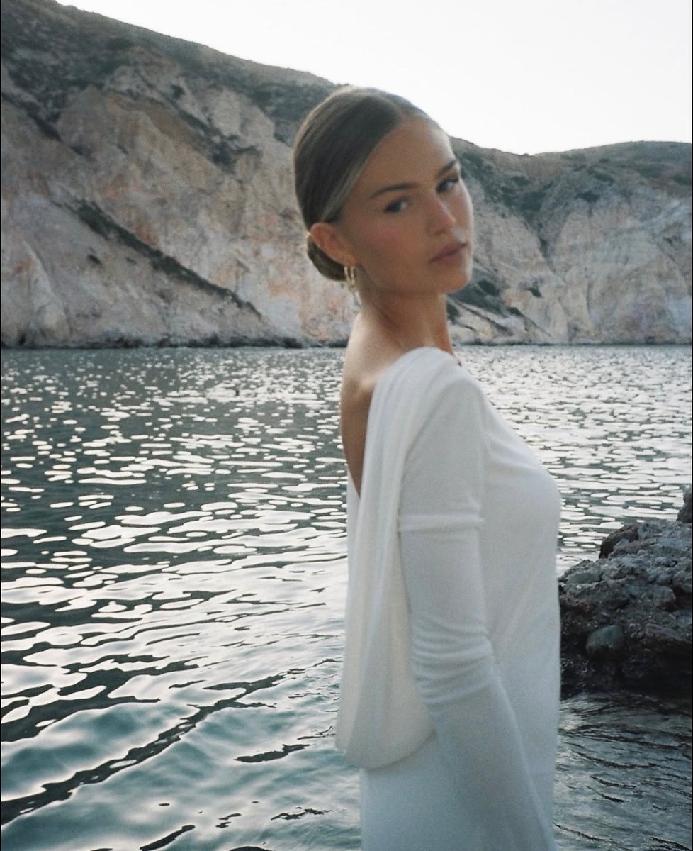 isla.⠀

a true paradise.