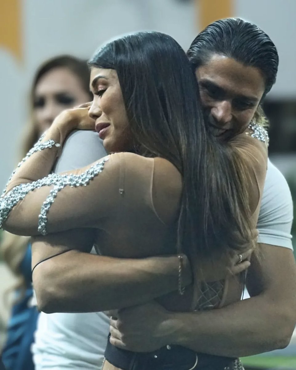 fdmartigc's tweet image. LUCA MERECE SER EL GANADOR❤️‍🔥!!!!
porque el más que nadie ha demostrado que las amistades existen hasta dentro de #LCDLFAllStars , que no todo vale por un juego y sobretodo que no hay nada mejor QUE SER UNO MISMO❤️‍🔥🦁… #LucaGanador #LCDLF5 #LucaOnestini #TeamLucaUSA #EfectoLuca