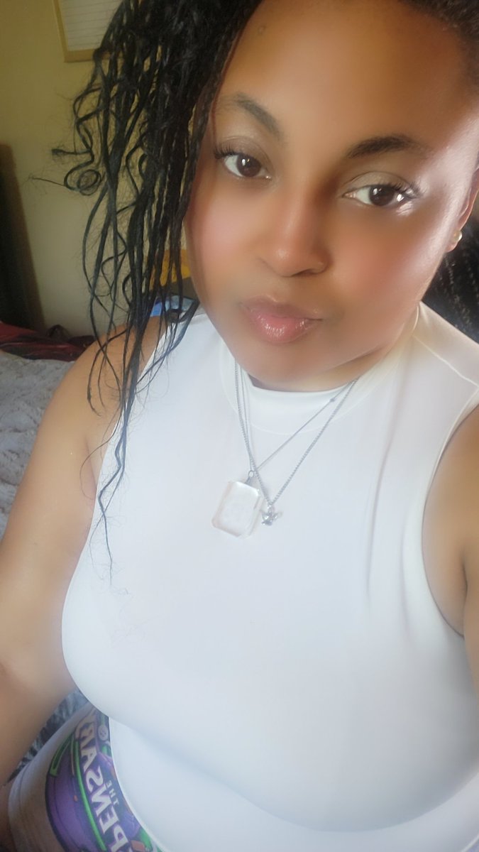 Had so much fun earlier caught myself tryna nap &amp; Da Kewchie 1 saiiiddd NAH....sooo I guess I am back LIVE twitch.tv/skeeboplekewch