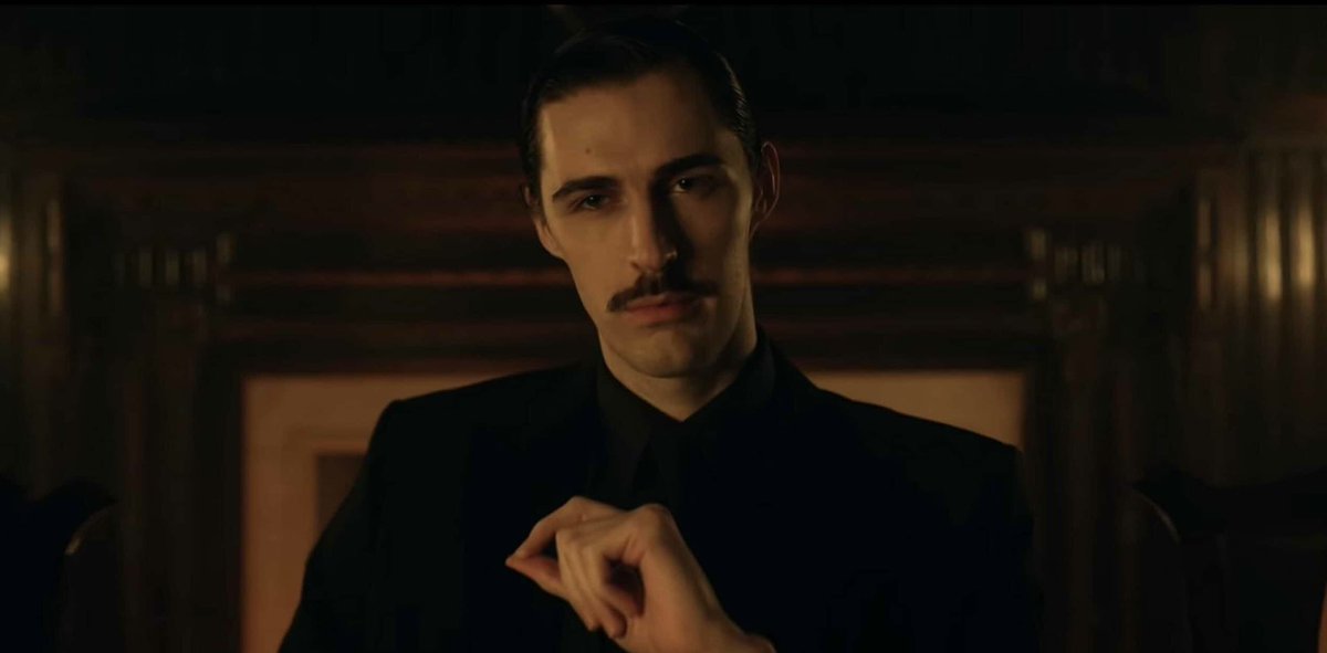 i’m so hungry i can sit through the tedium of the social obligations of dinner if it means i can eat you after