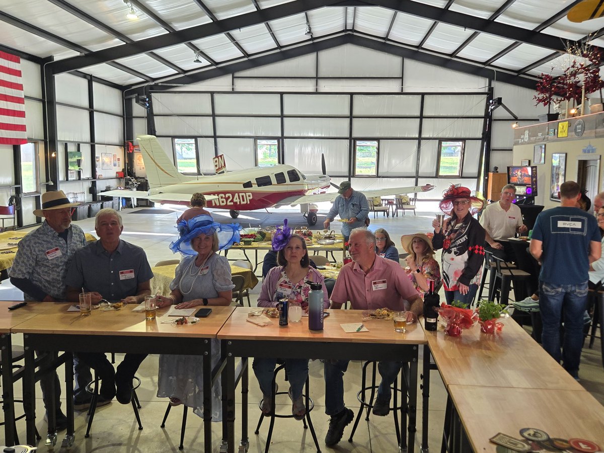 spencerhamons's tweet photo. Great day for #MyDerbyParty with @NBCSports at Snake Creek Air Park at Lake Tenkiller, Oklahoma. https://t.co/VZa5ONzpgo