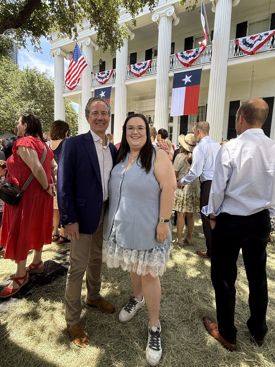 A wonderful time celebrating the signing of SB2 into law! School Choice is officially law in the state of Texas. So many hours of doors, phones, Capitol visits,  and educational events went into this moment and getting to celebrate with the folks that made this happen was