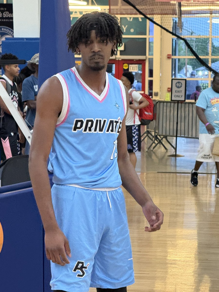 BIG SH🏀TS tweet media