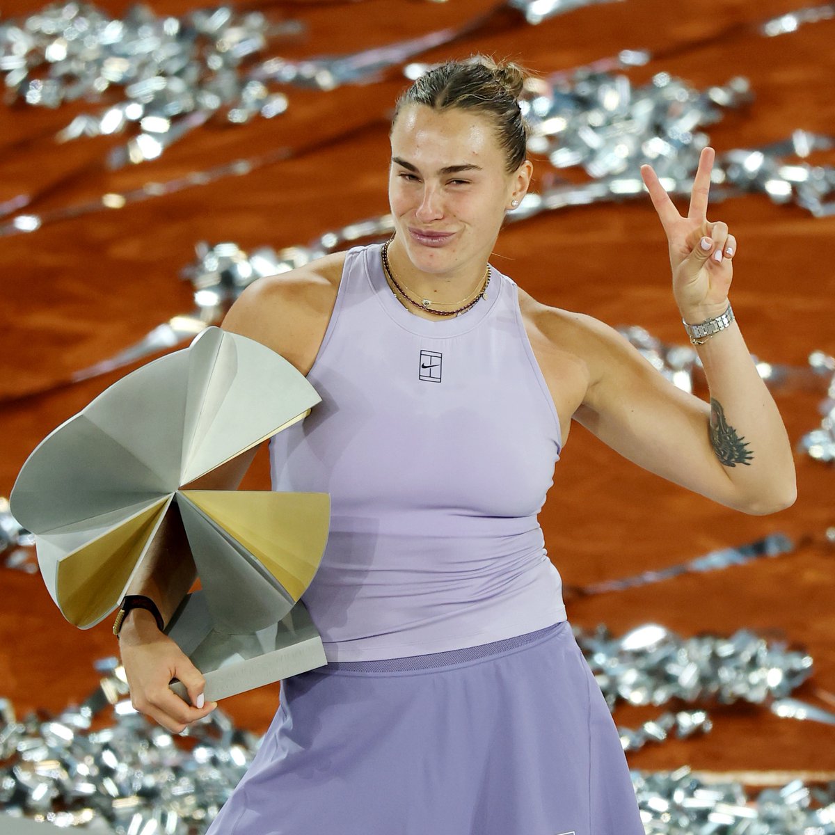 WTA's tweet image. Tri and stop her 🏆🏆🏆

@SabalenkaA | #MMOPEN