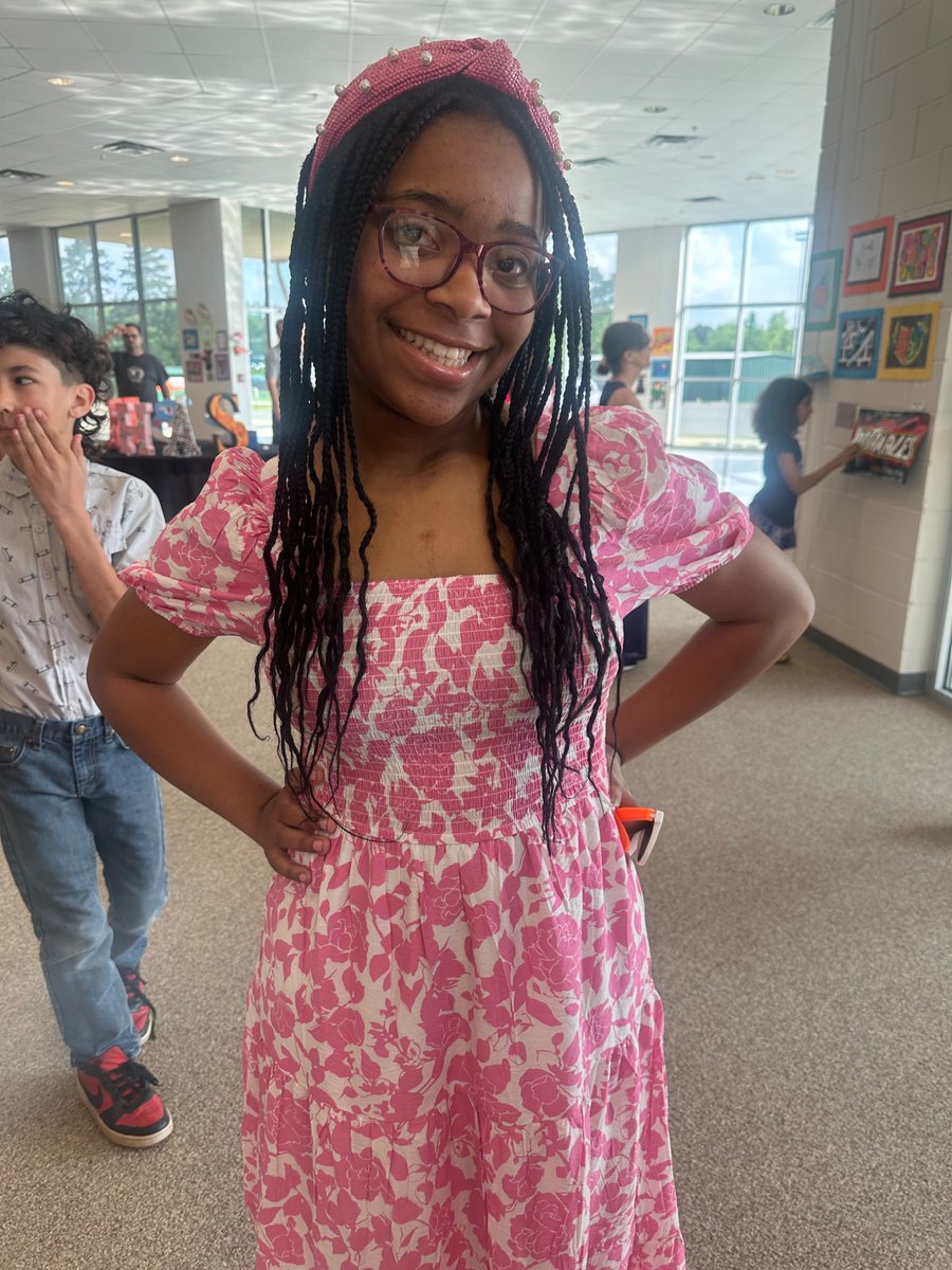 mosimmons271's tweet photo. It’s been a great week supporting both students and my own children. Grateful for every opportunity to make a difference at home and in our schools. https://t.co/v2VdYSs3Y3