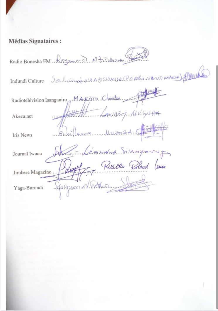 Au #Burundi, 8 médias privés dénoncent ensemble pour la 1ère fois depuis le début de la crise de 2015, des actes de violence commis lundi contre un journaliste de Bonesha par des représentants des étudiants de l’Universite du Burundi (UB), dès Imbonerakure qui y sèment la terreur