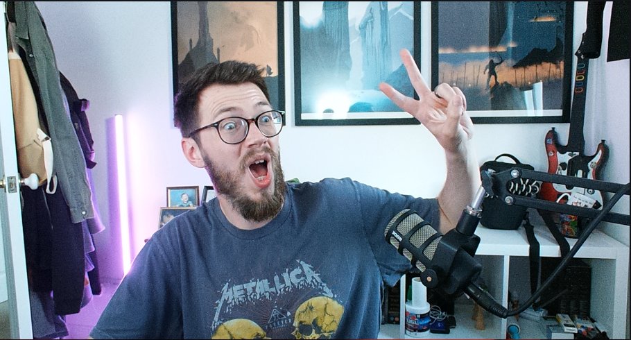 Live reacting to tages and playing older CODs 🤘🏼

📺: twitch.tv/zNamby