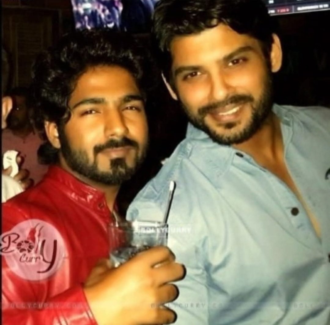 DenyshaSidharth's tweet image. Good Night!! 🥰 #SidhartShukla
#SidHerts
#SidharthShuklaForever