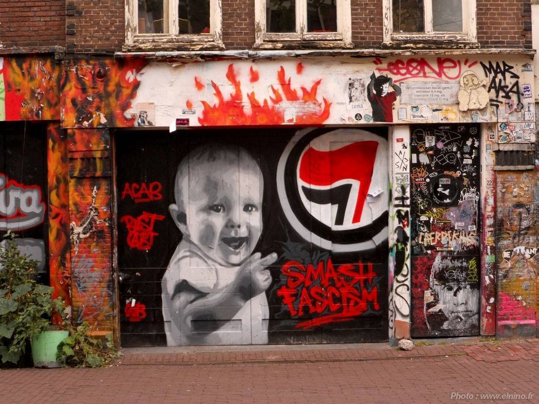 PHOTO | "Smash fascism"