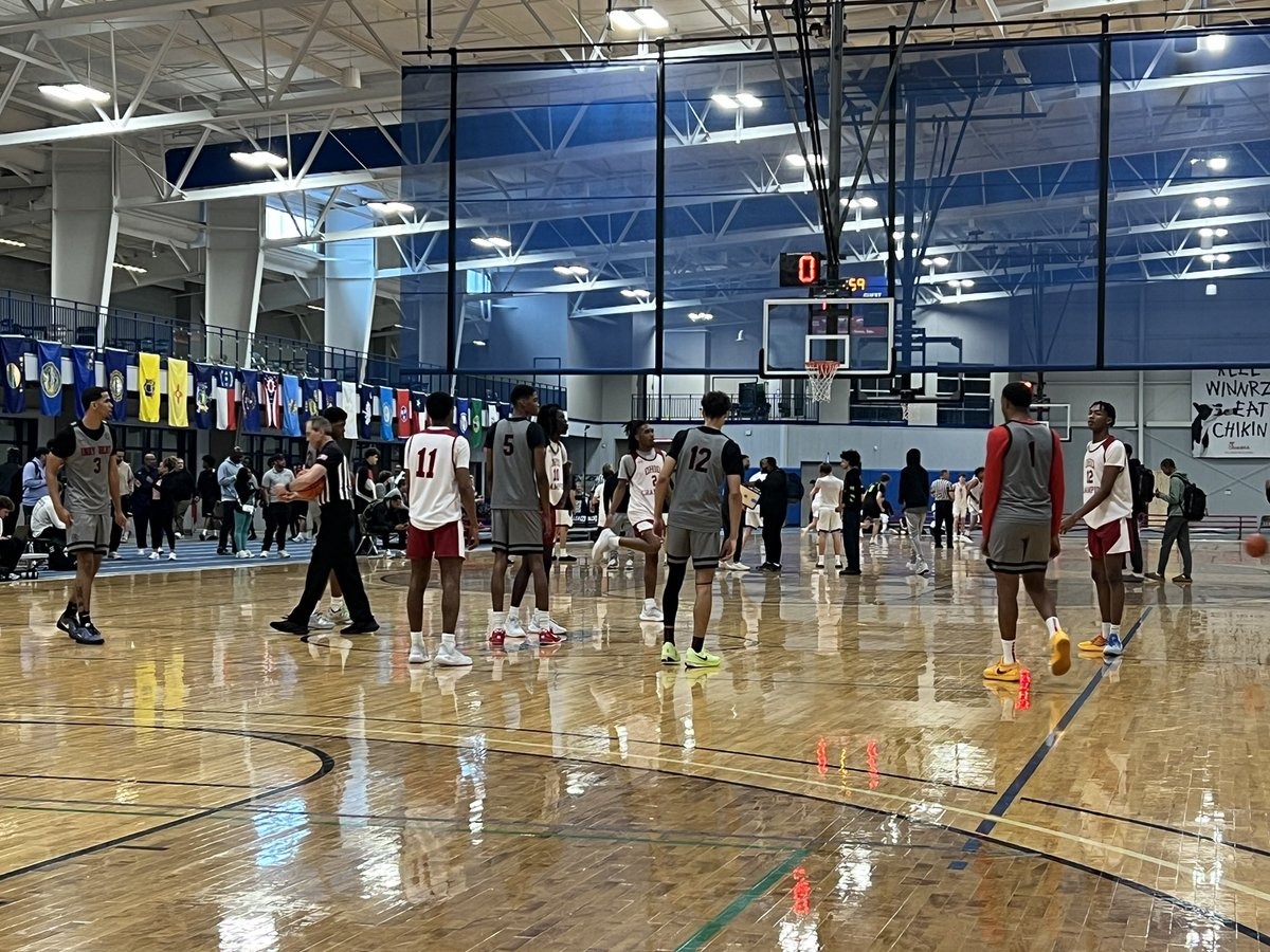 Getting eyes on Indy Heat 17u EYBL for the first time this spring.

-EJ Hazelett III (Franklin Central H.S. 2026)
-Justin Curry II (Noblesville H.S. 2026)
-Keriawn Berry (Avon H.S. 2026)
-Brennan Miller (Lawrence North H.S. 2026)
-Reggie Hinton III (Gary West Side H.S. 2026)