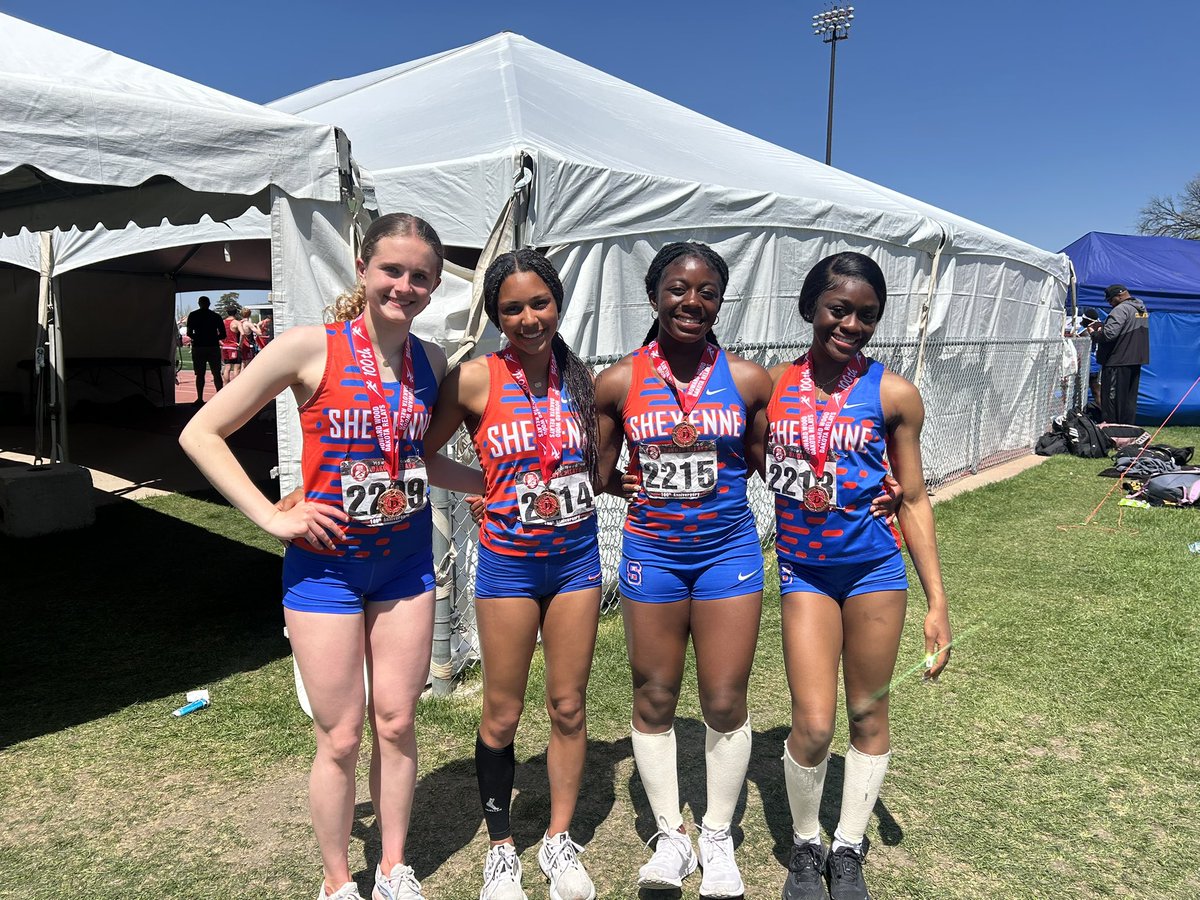 Congrats ladies on your 5th place finish in the 4x100 🙌