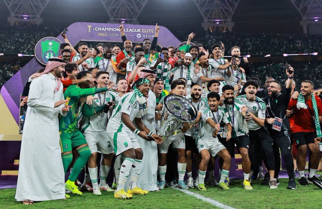 amreyha's tweet photo. لك الحمد حتى يبلغ منتهاه 🤍💚 https://t.co/hgeBMYvQYX