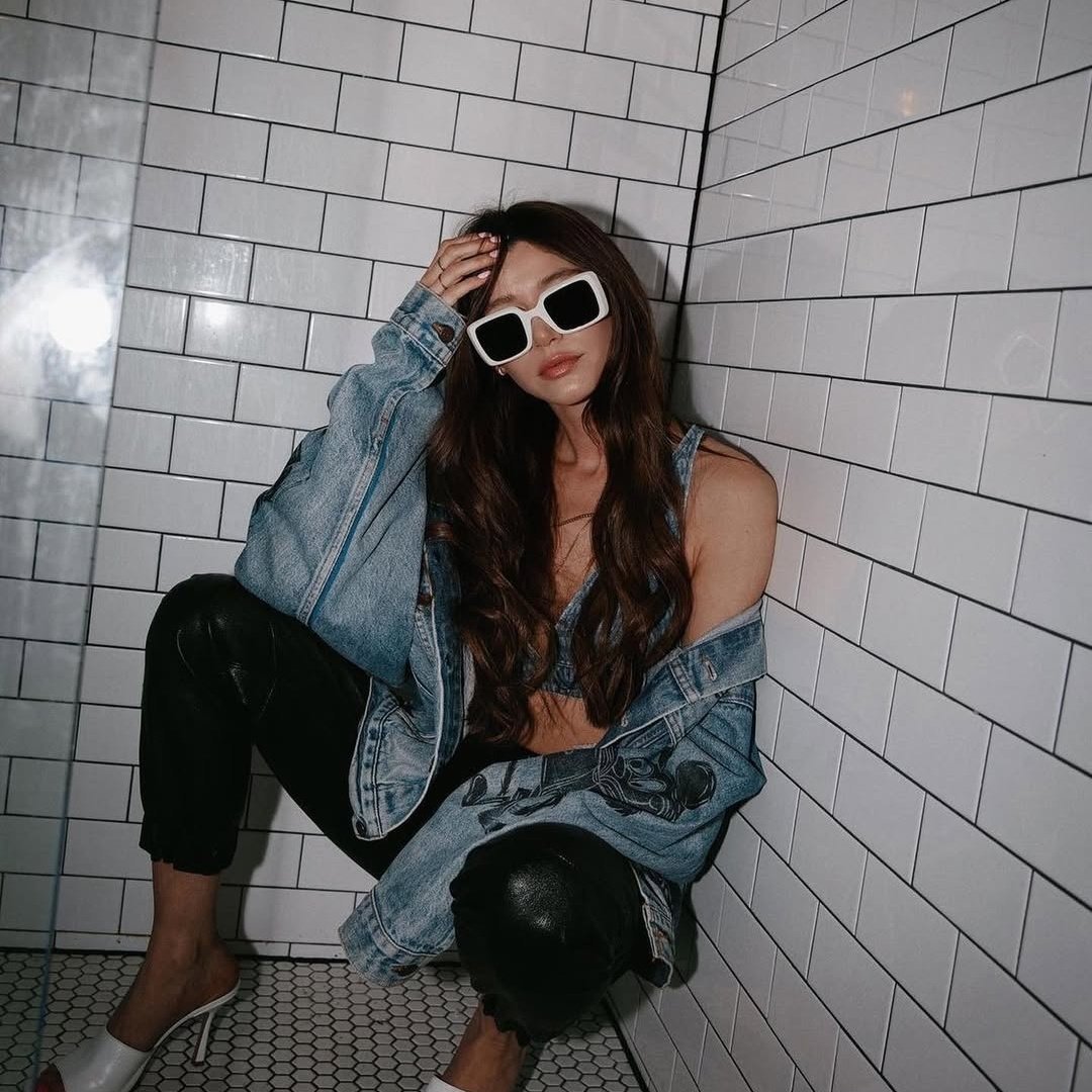 elcanorjane's tweet image. 𝒻𝒆𝒆𝒍 𝒚𝒐𝒖𝒓 𝒆𝒚𝒆𝒔, 𝒕𝒉𝒆𝒚 𝒂𝒍𝒍 𝒐𝒗𝒆𝒓 𝒎𝒆.