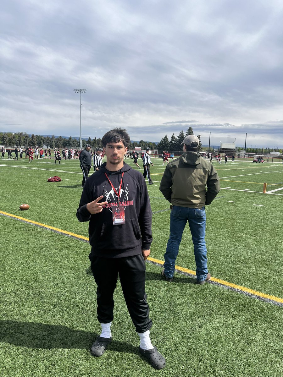 Had a great time today up at Central Washington today learning about the college and continuing my recruitment! Thank you <a href="/CoachT_CWU/">Grant Torgerson</a> and <a href="/coachbradycrane/">Coach Brady Crane</a> for the hospitality today at the junior day‼️ #gocats #CWU <a href="/BrandonHuffman/">Brandon Huffman</a> <a href="/NSHSVikfootball/">North Salem</a>