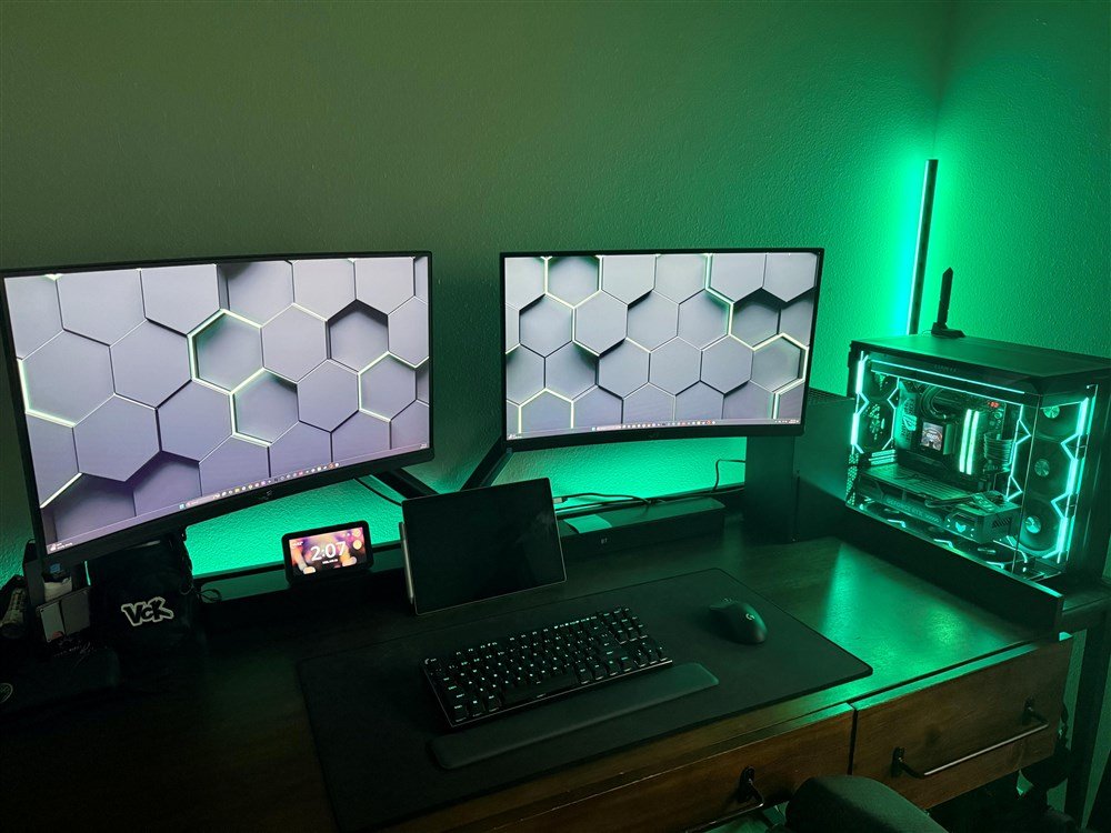 This week's #BuildoftheWeek is a mean green gaming machine! Check it out on Micro Center News: micro.center/b95edc