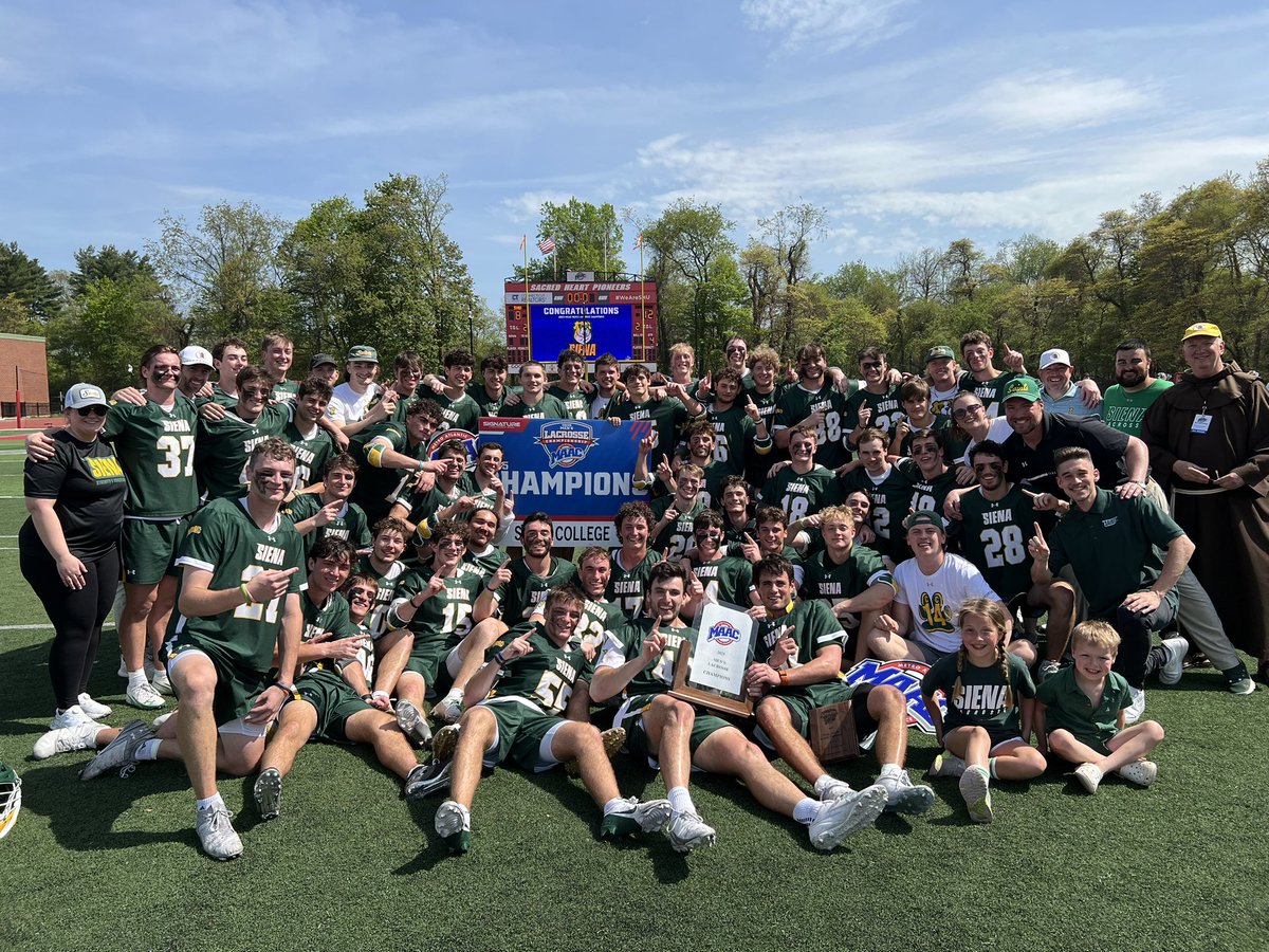 SienaLacrosse's tweet photo. 🥍🏆 Champions. 

#MarchOn x #SienaSaints https://t.co/CphzdZAZkM