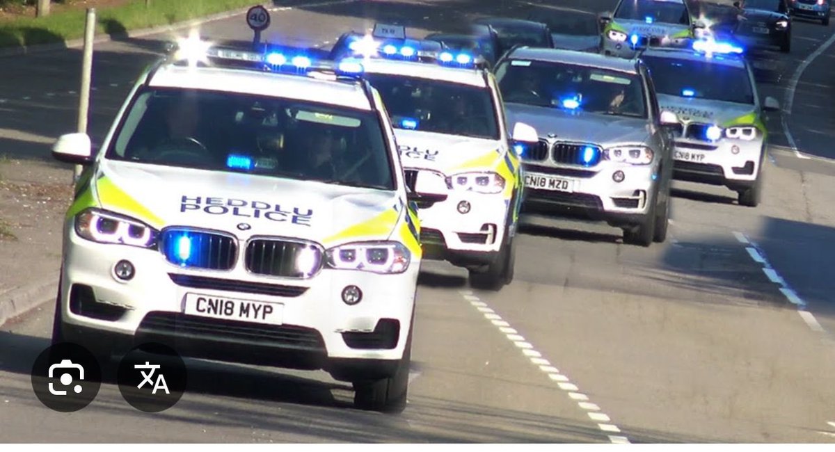 DHFC VS SAILOR AT THE SHEEPMOUNT! 

If we win we take the league title back to Denton Holme for the second season in a row! ⚽️🖤 

See you tomorrow for a tough game! 

The gaffa will be a wanted man if he runs away with it again, Scotby police squad are on his heels 👠 

🍑