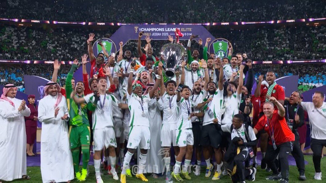_ind7_'s tweet image. لا تُهدم قلعة نحن خلفها 🏆💚💚💚💚💚💚💚💚💚💚💚