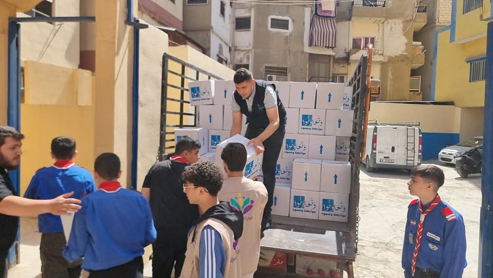 wataassociation's tweet photo. بالتنسيق والتعاون مع كشافة الإمام المهدي عج واستكمالًا للجولة التي بدأنا بها لتوزيع الحصص الغذائية في الضاحية،

 أقامت جمعية وتعاونوا جولة جديدة من التوزيعات وذلك في منطقة حي السلم، حيث وزعت الحصص لنحو ٩٠٠ عائلة من المسجلة لدينا. 
وسيكون لدينا محطات في مختلف المناطق للتوزيع على مدى الأيام القادمة بإذن الله. 

⛔️ ملاحظة مهمة ⛔️ لوائح أسماء العائلات الموجودة لدينا تصلنا من اللجان المسؤولة عن الكشف والتسجيل في كل منطقة وليس لنا أي تدخل فيها. يرجى مراجعة اللجان لأي استفسار 🙏🏻 شاكرين تفهمكم لدورنا في إيصال الحصص وتوزيعها.
#الله_ولي_التوفيق 
#وتعاونوا