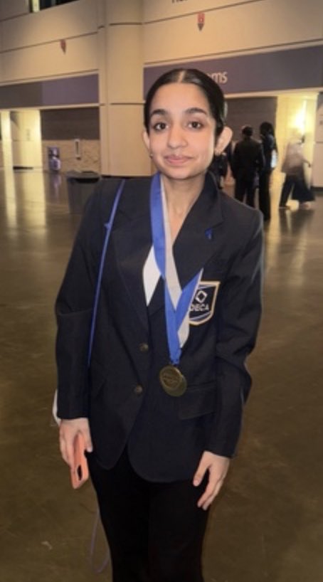 Lenape DECA traveled to Orlando for this year’s International Career Development Conference. Congratulations to Shubh Kapadia and Neil Sethi for placing Top 10 and to Anaya Saoji for being a Top 20 finalist!🏅